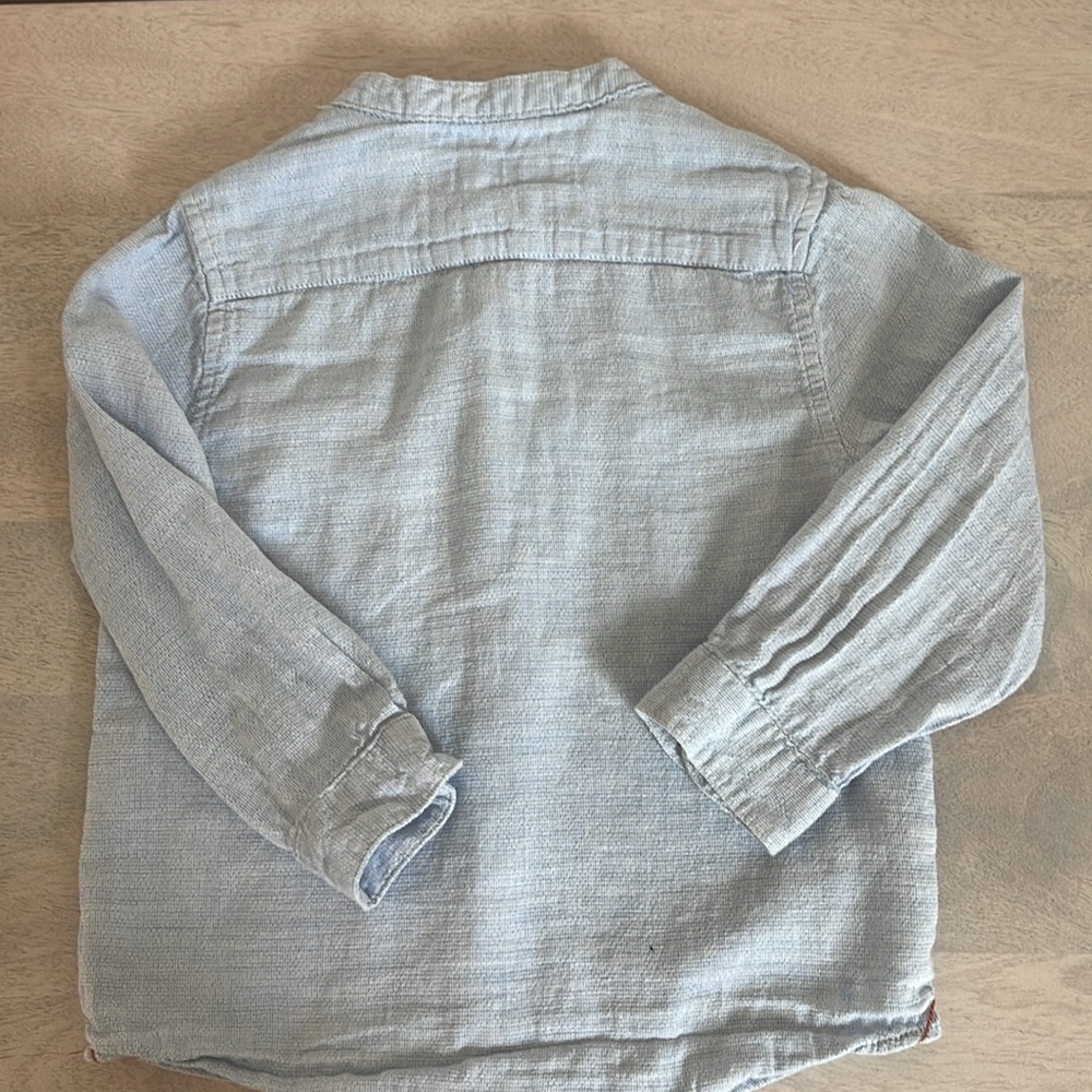 Zara basic woven button down - Picture 4 of 4